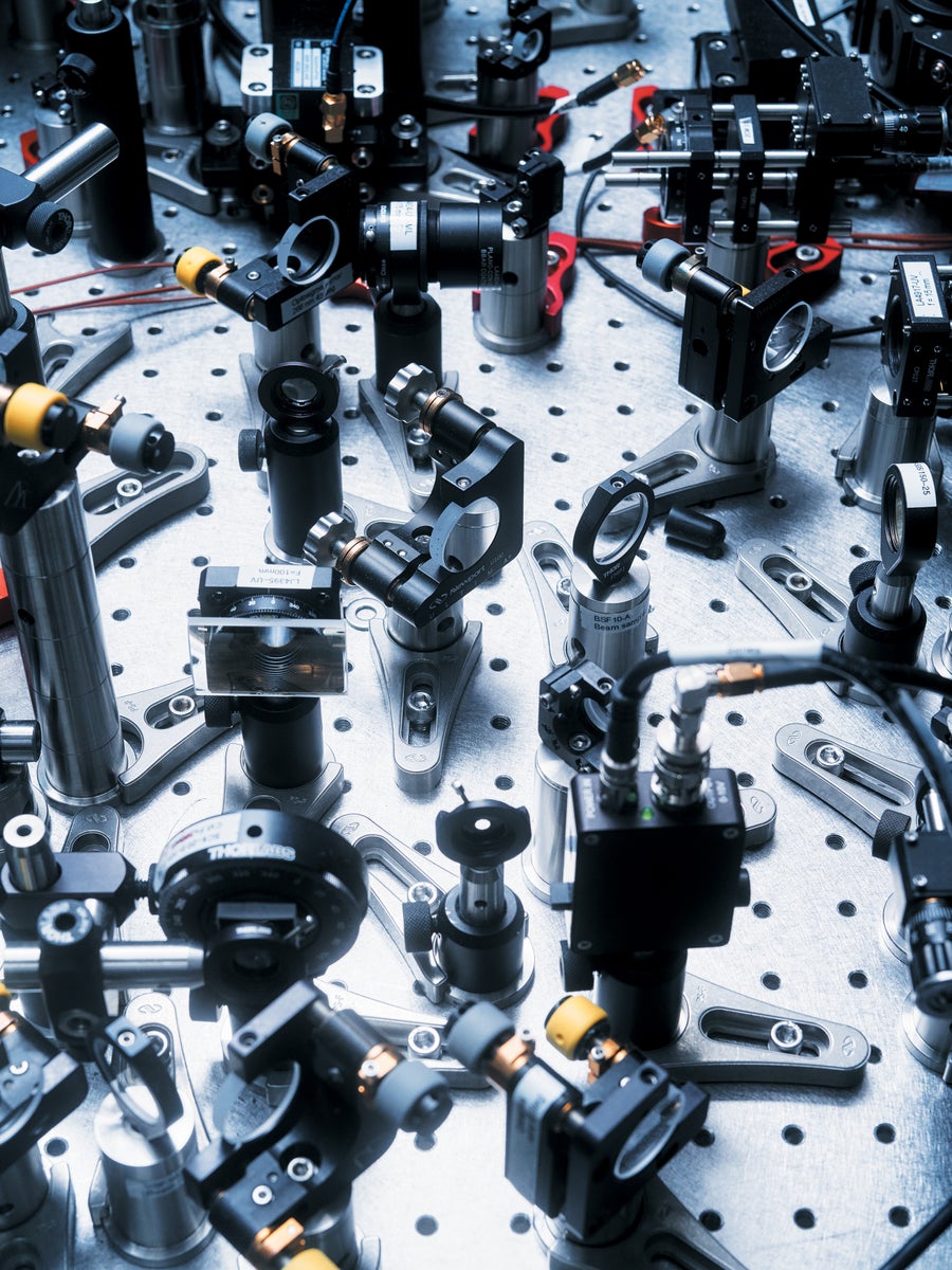 Cesium fountain clocks